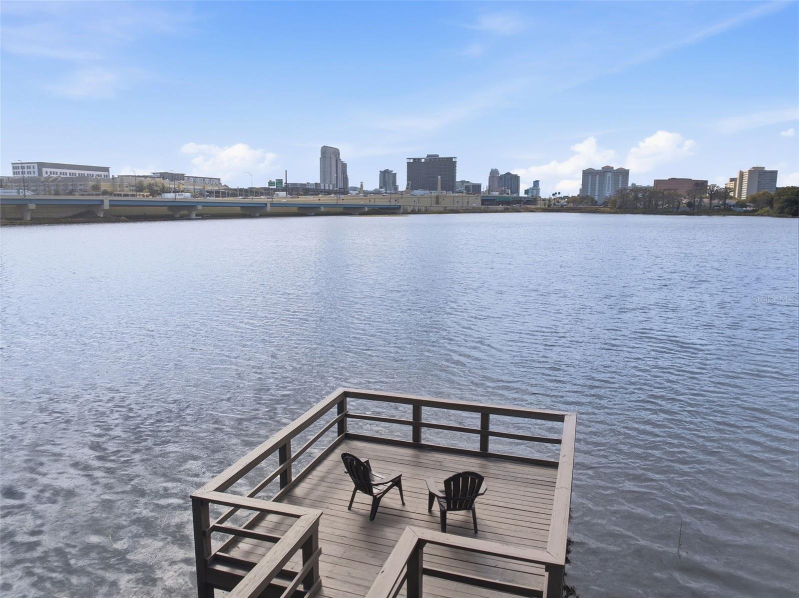 Image 12 of 47 For 320 Lakeview Street 123