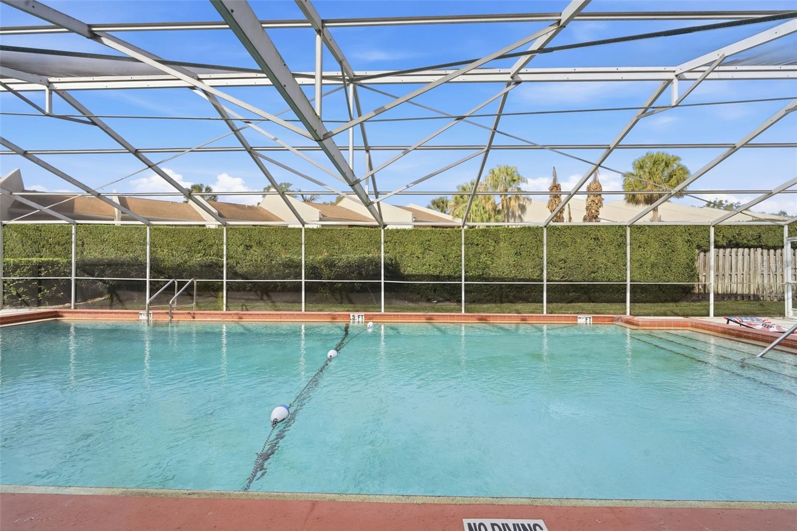 Image 21 of 47 For 320 Lakeview Street 123