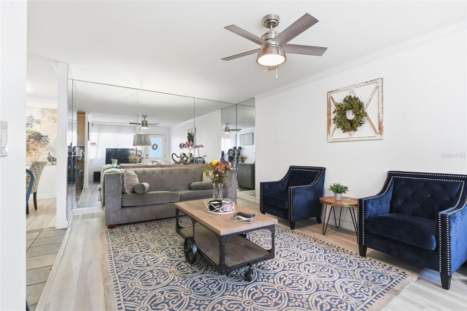 Image 27 of 47 For 320 Lakeview Street 123