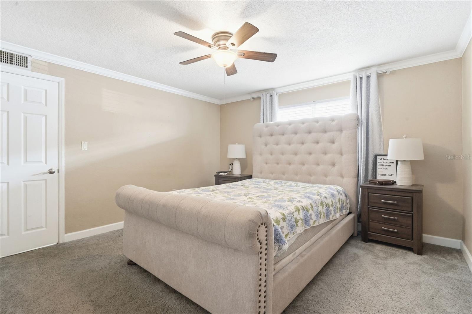 Image 38 of 47 For 320 Lakeview Street 123