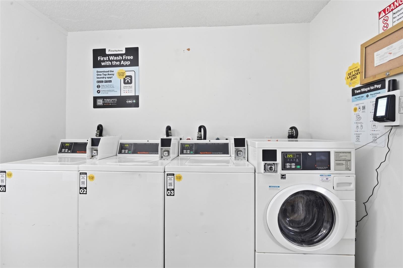 Image 46 of 47 For 320 Lakeview Street 123