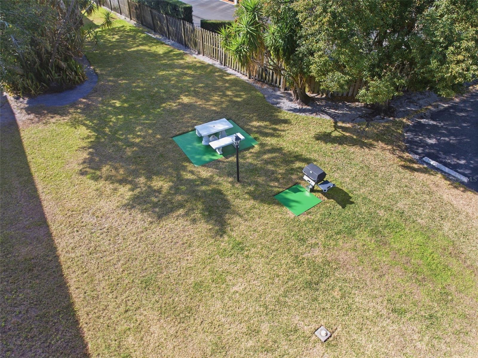 Image 5 of 47 For 320 Lakeview Street 123