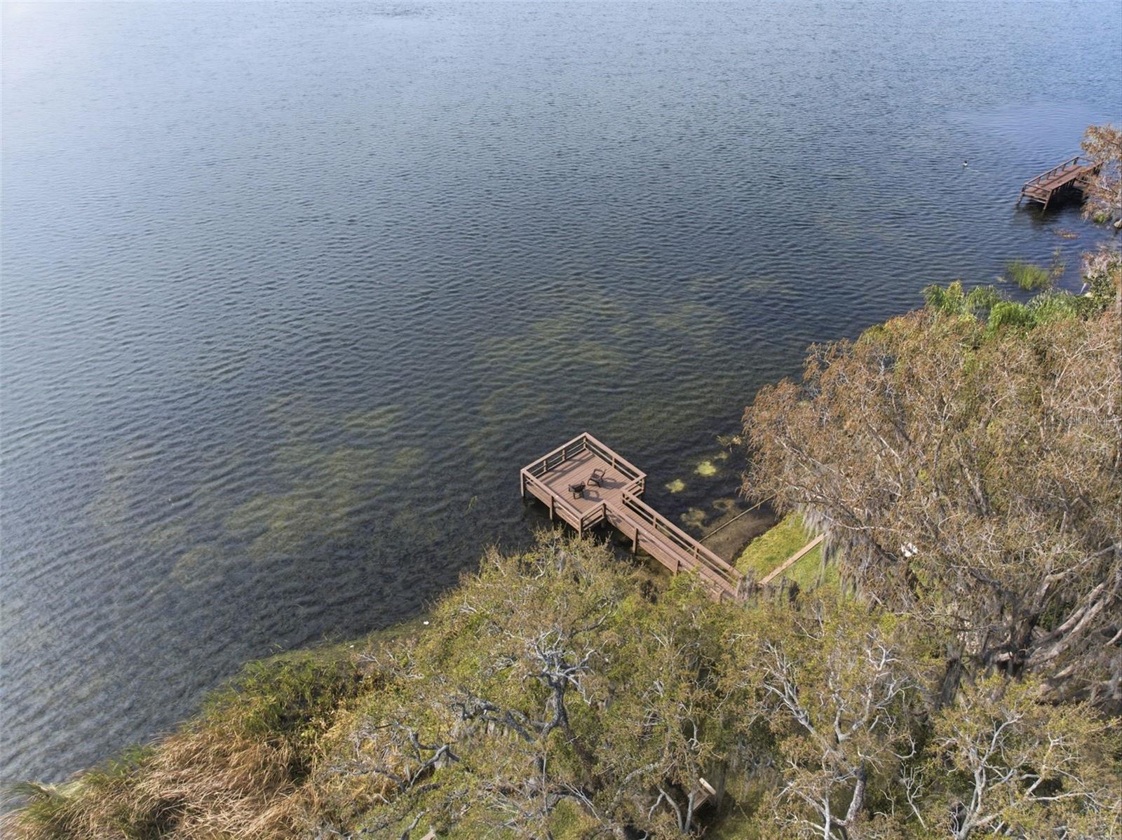 Image 8 of 47 For 320 Lakeview Street 123