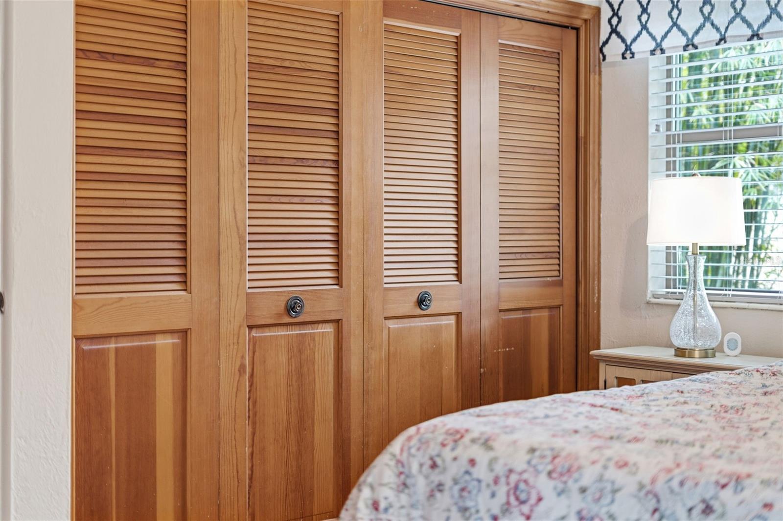 Image 25 of 46 For 748 Oak Drive