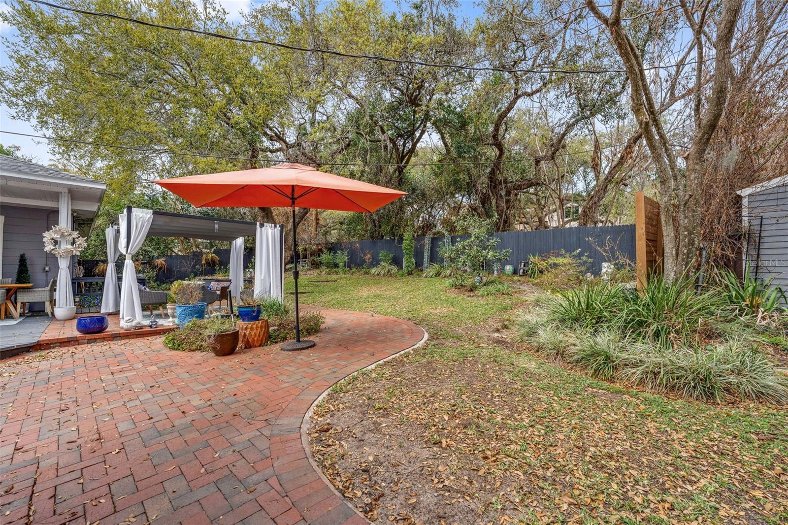 Image 38 of 46 For 748 Oak Drive