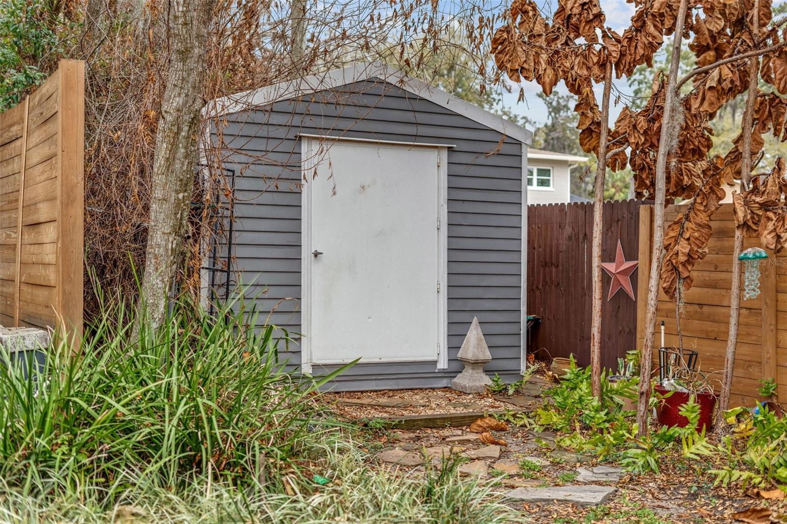 Image 41 of 46 For 748 Oak Drive