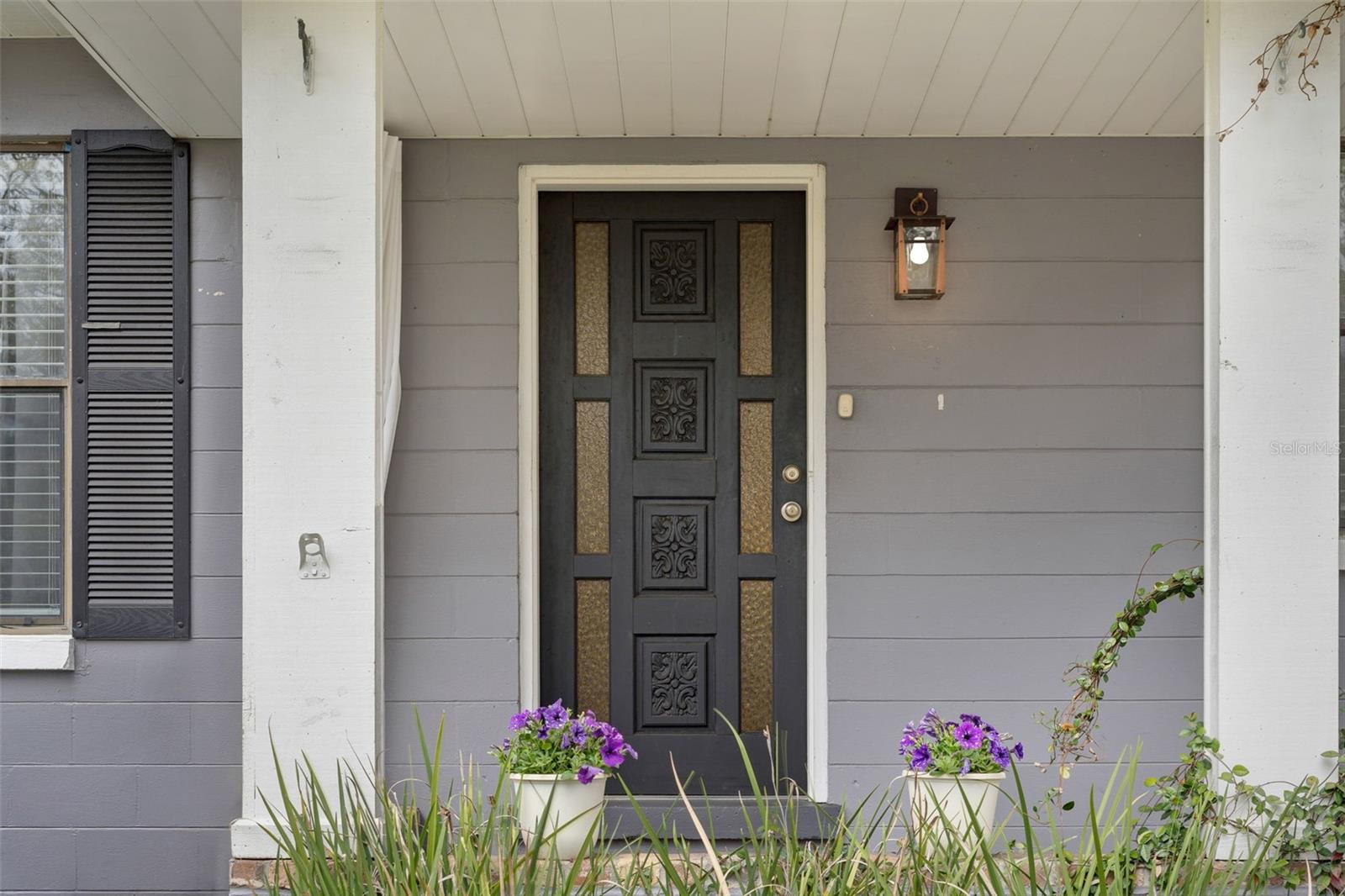 Image 6 of 46 For 748 Oak Drive