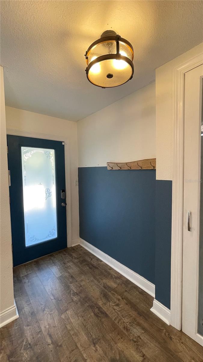 Image 21 of 38 For 313 Satsuma Drive