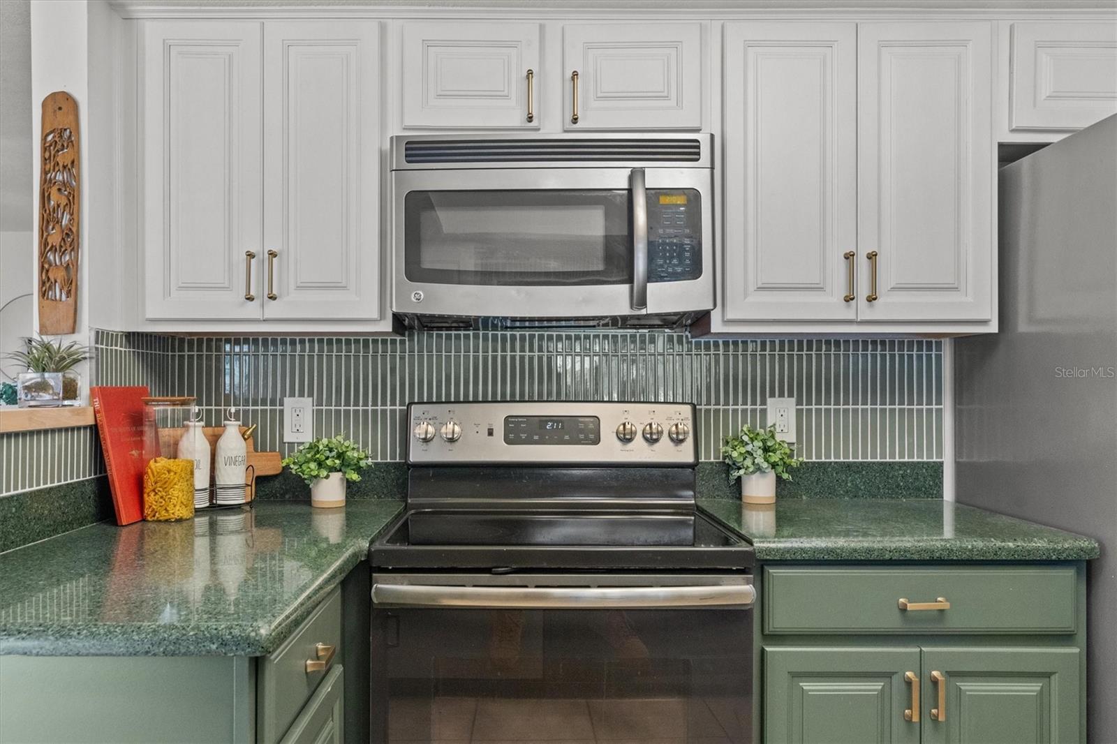 Image 20 of 59 For 9528 Lake Douglas Place