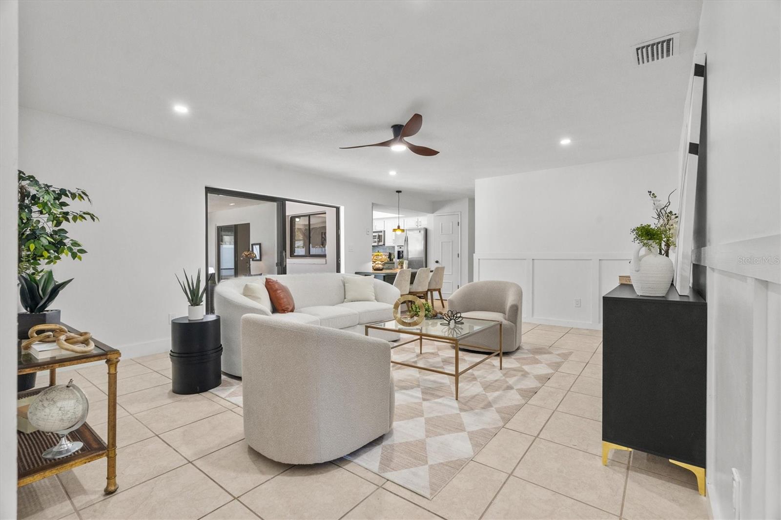 Image 27 of 59 For 9528 Lake Douglas Place