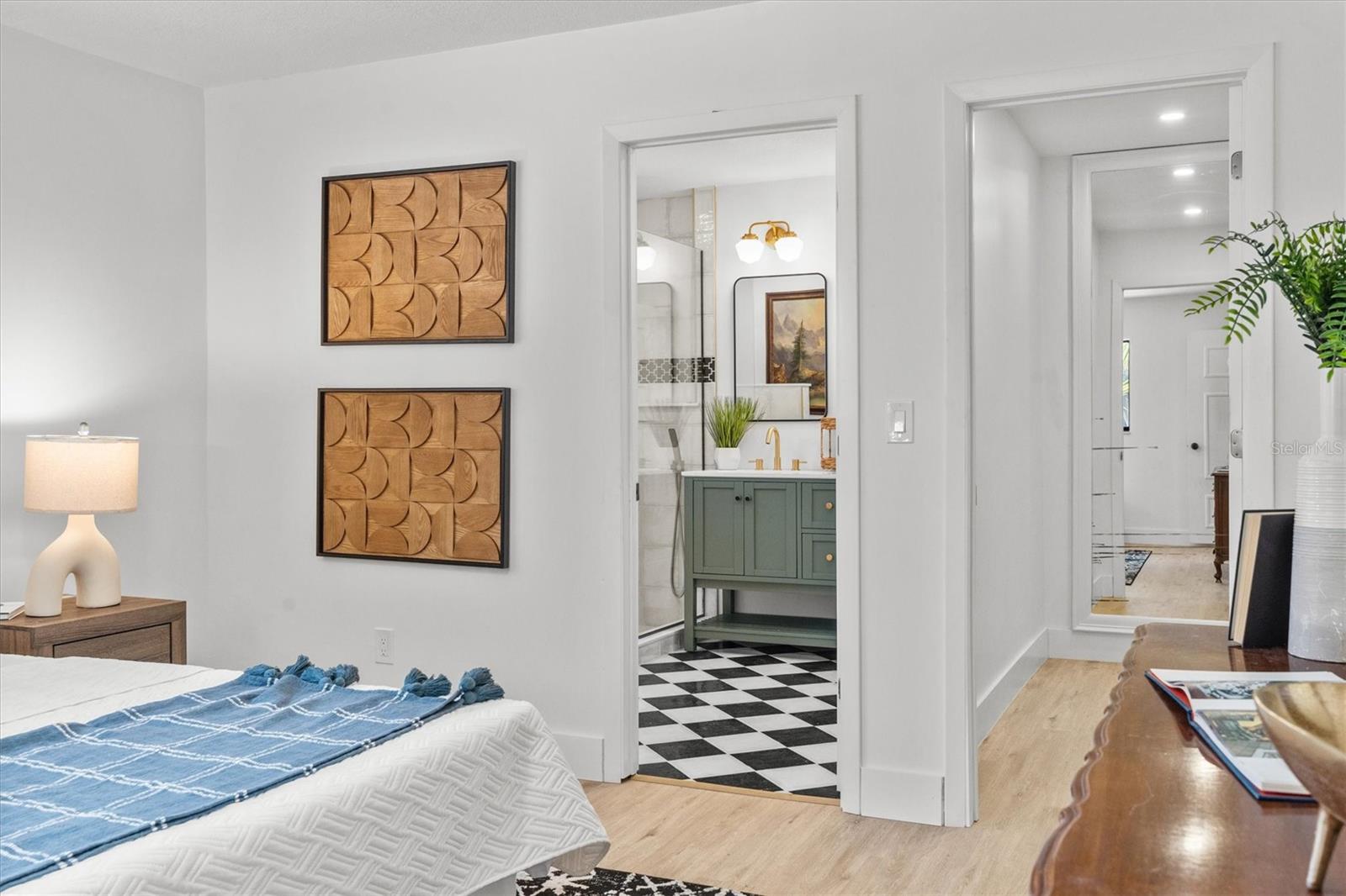 Image 31 of 59 For 9528 Lake Douglas Place