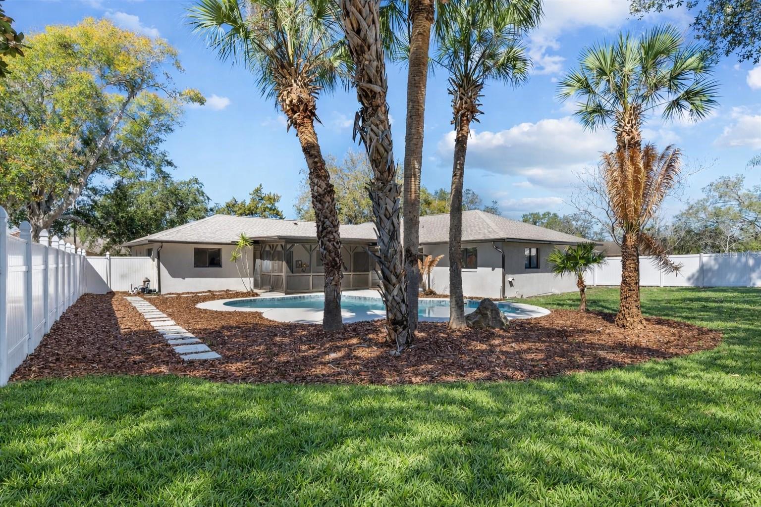 Image 5 of 59 For 9528 Lake Douglas Place