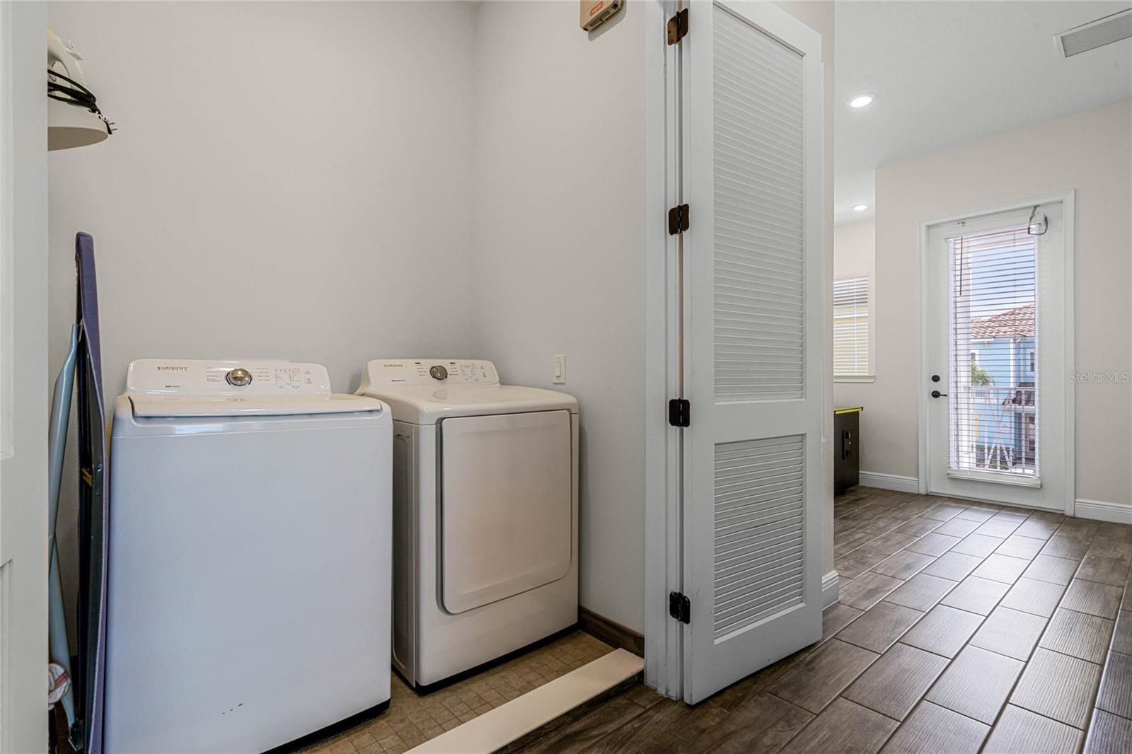 Image 26 of 65 For 8053 Lost Shaker Ln