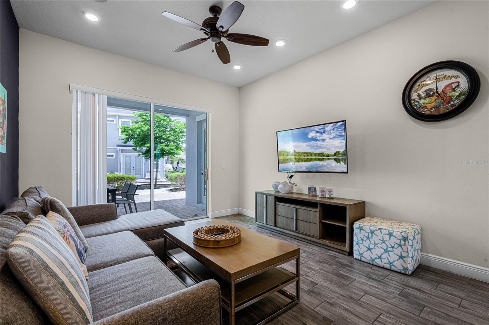 Image 7 of 65 For 8053 Lost Shaker Ln