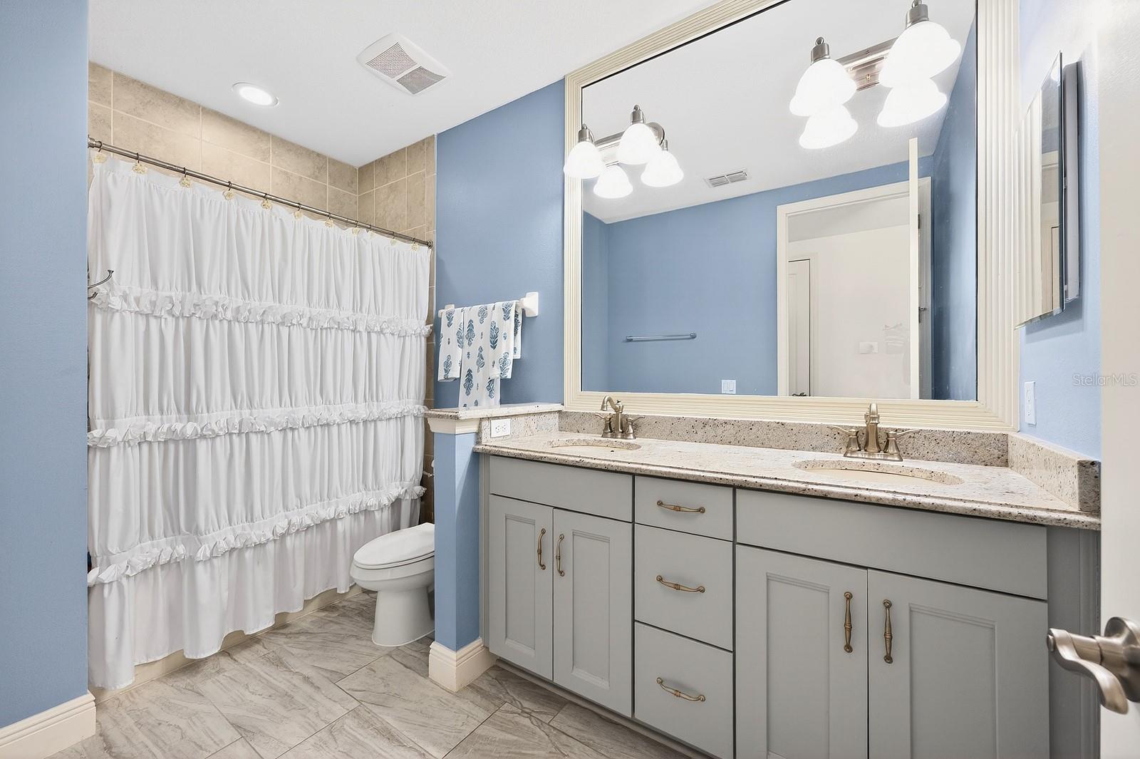 Image 21 of 34 For 10403 Belfry Circle