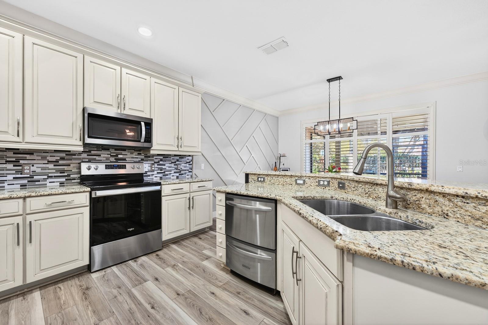 Image 8 of 34 For 10403 Belfry Circle