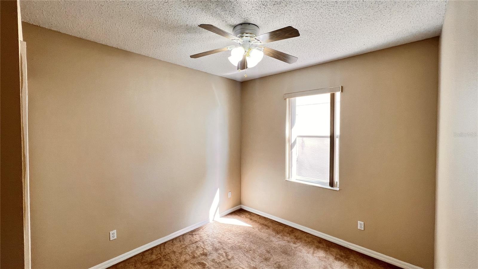 Image 14 of 34 For 9906 Shadow Creek Drive