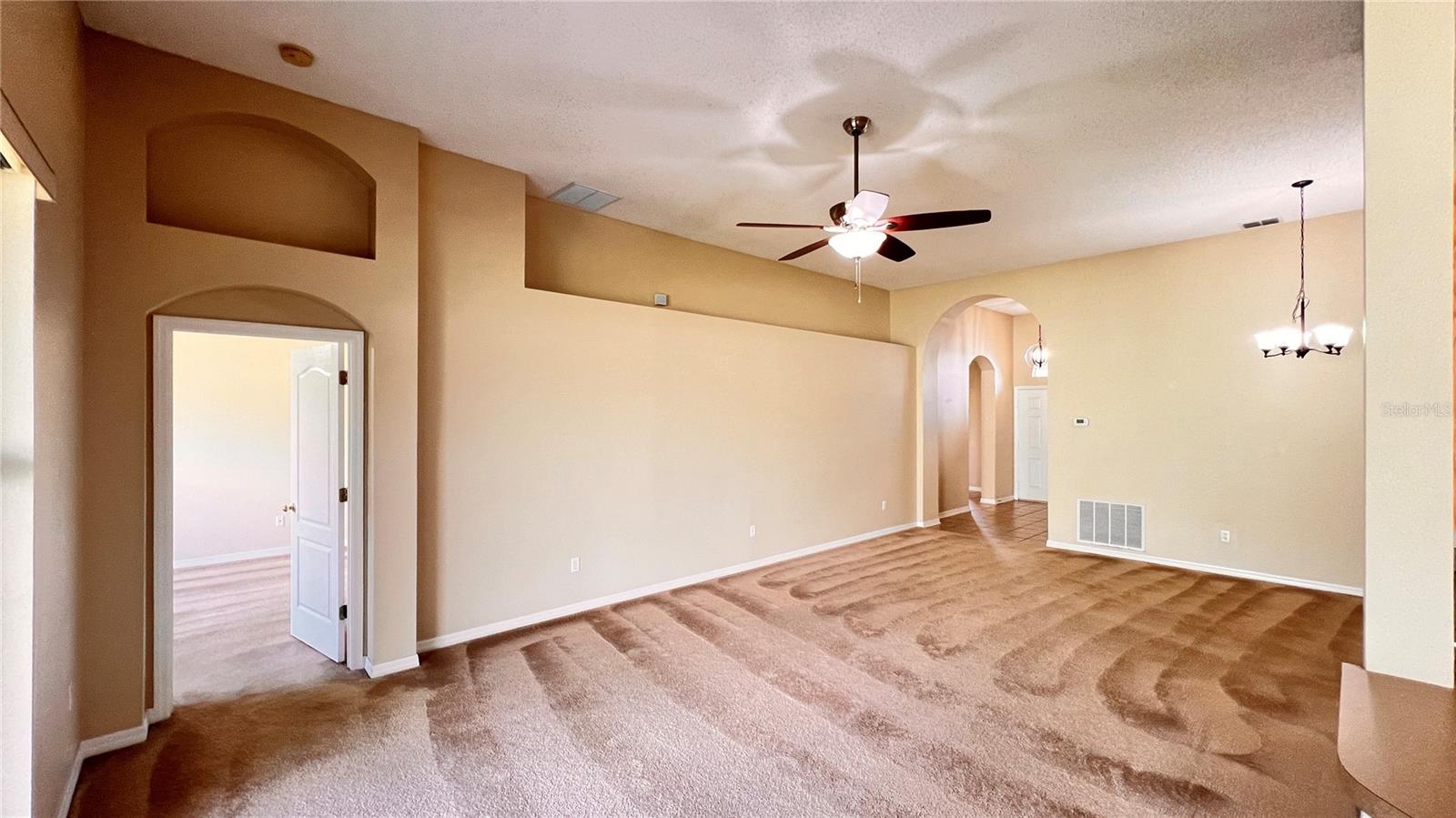 Image 22 of 34 For 9906 Shadow Creek Drive