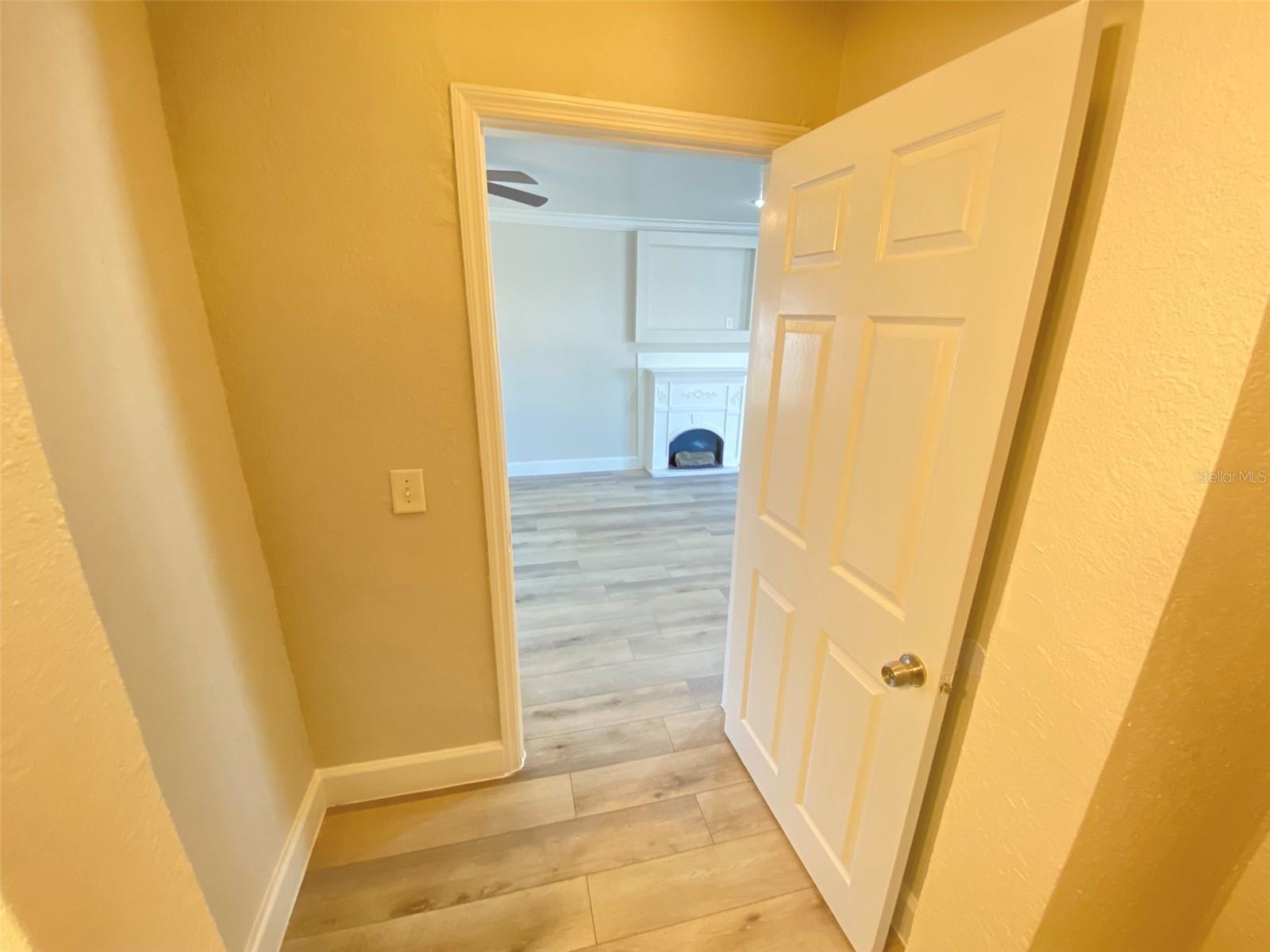 Image 10 of 22 For 812 Livingston Street A