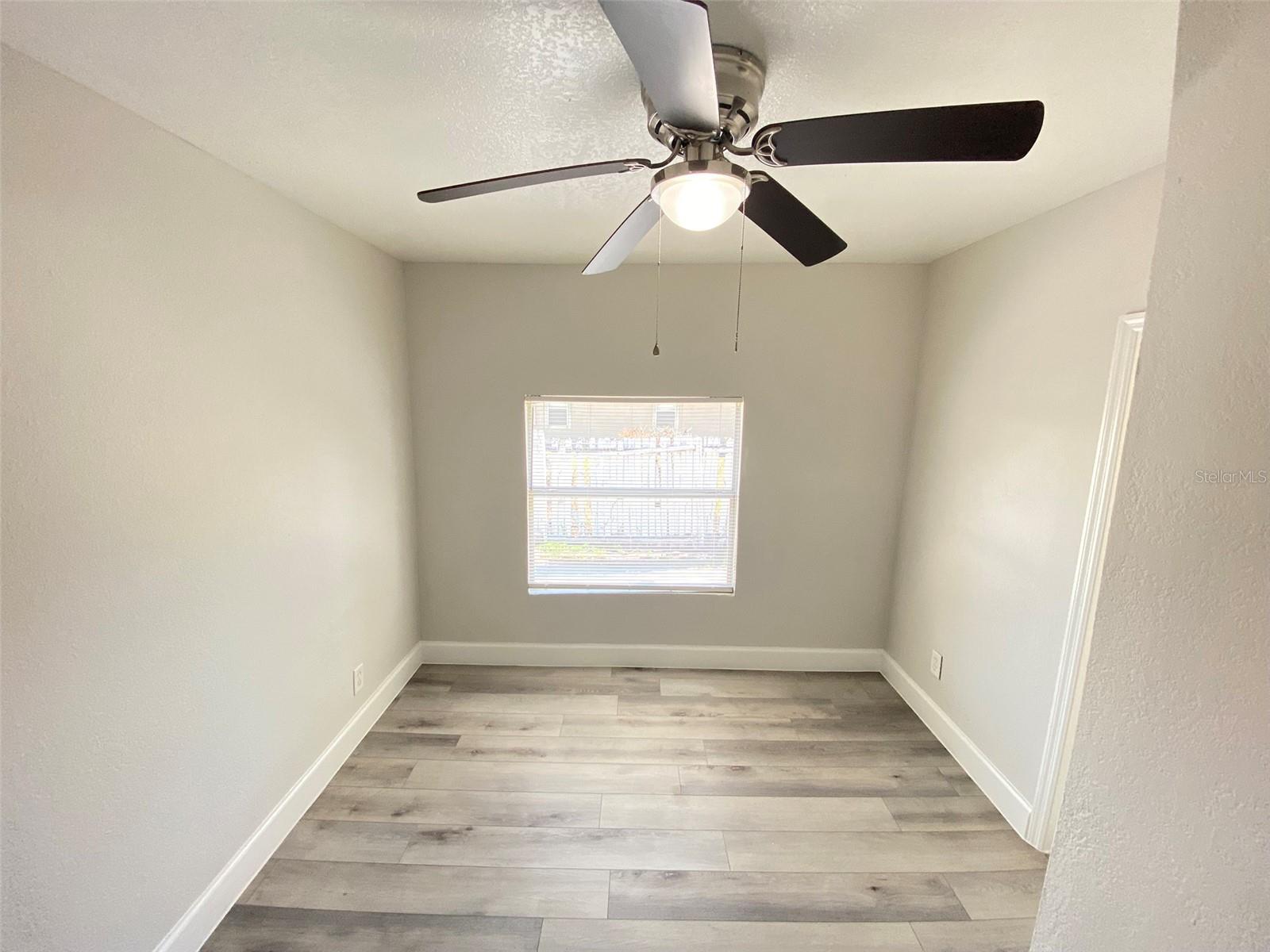 Image 16 of 22 For 812 Livingston Street A