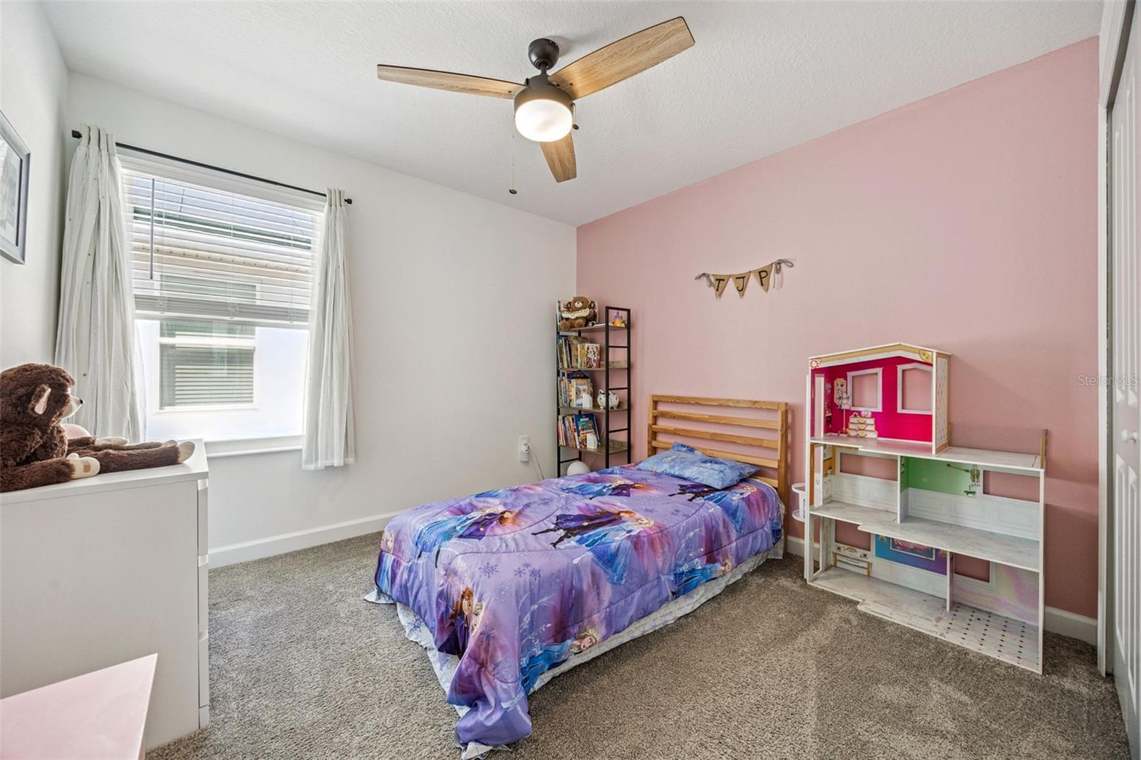 Image 20 of 52 For 11878 Language Way