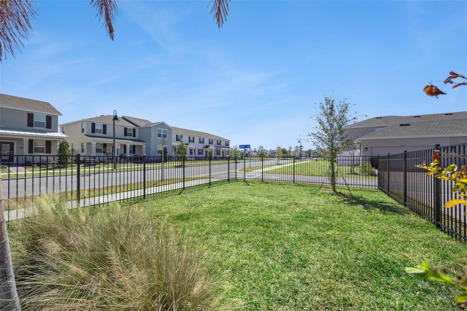 Image 28 of 52 For 11878 Language Way