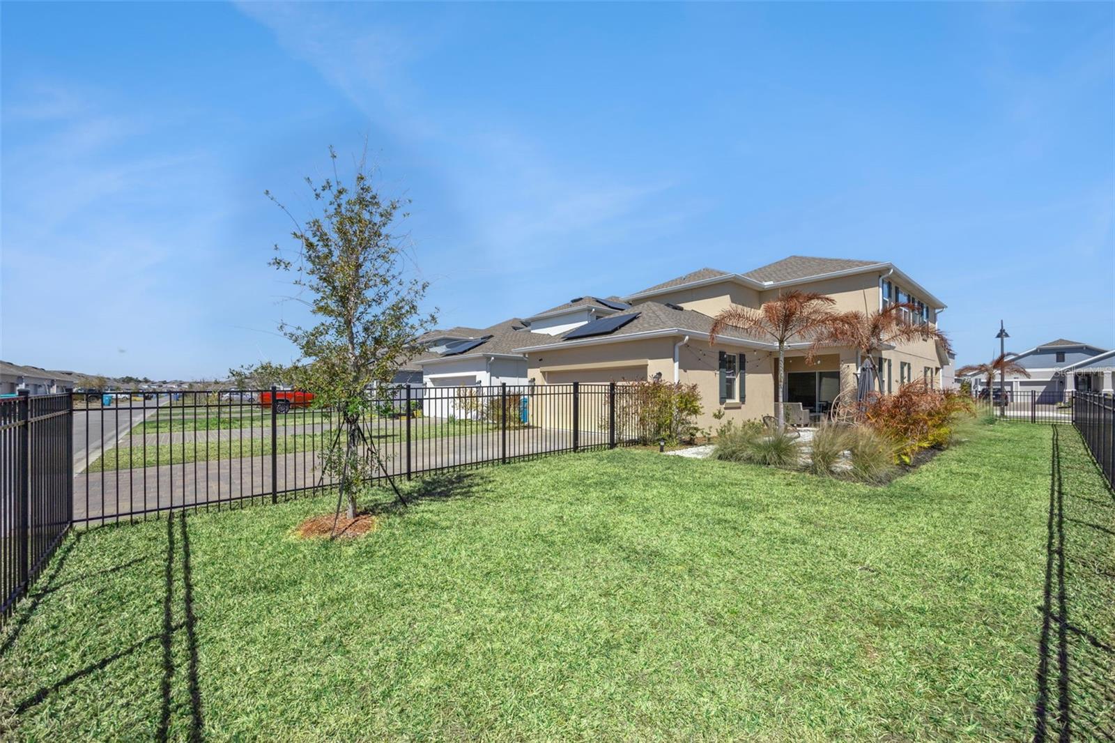 Image 29 of 52 For 11878 Language Way