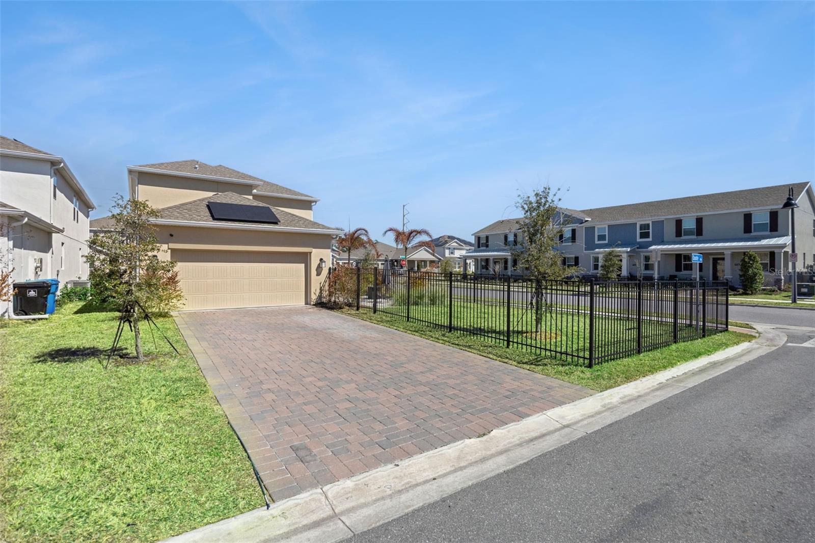 Image 32 of 52 For 11878 Language Way