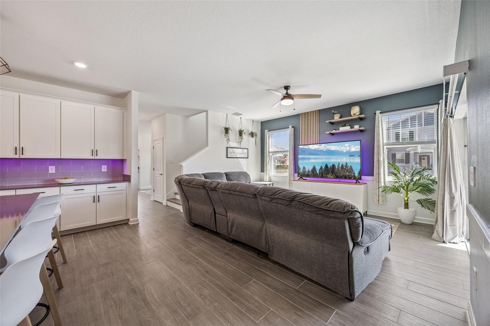 Image 9 of 52 For 11878 Language Way