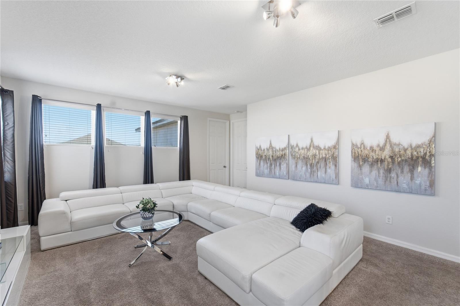 Image 23 of 55 For 9013 Egret Mills Terrace