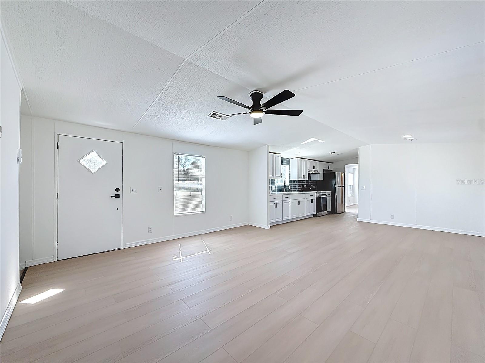 Image 10 of 62 For 9421 Costine Meadows Drive