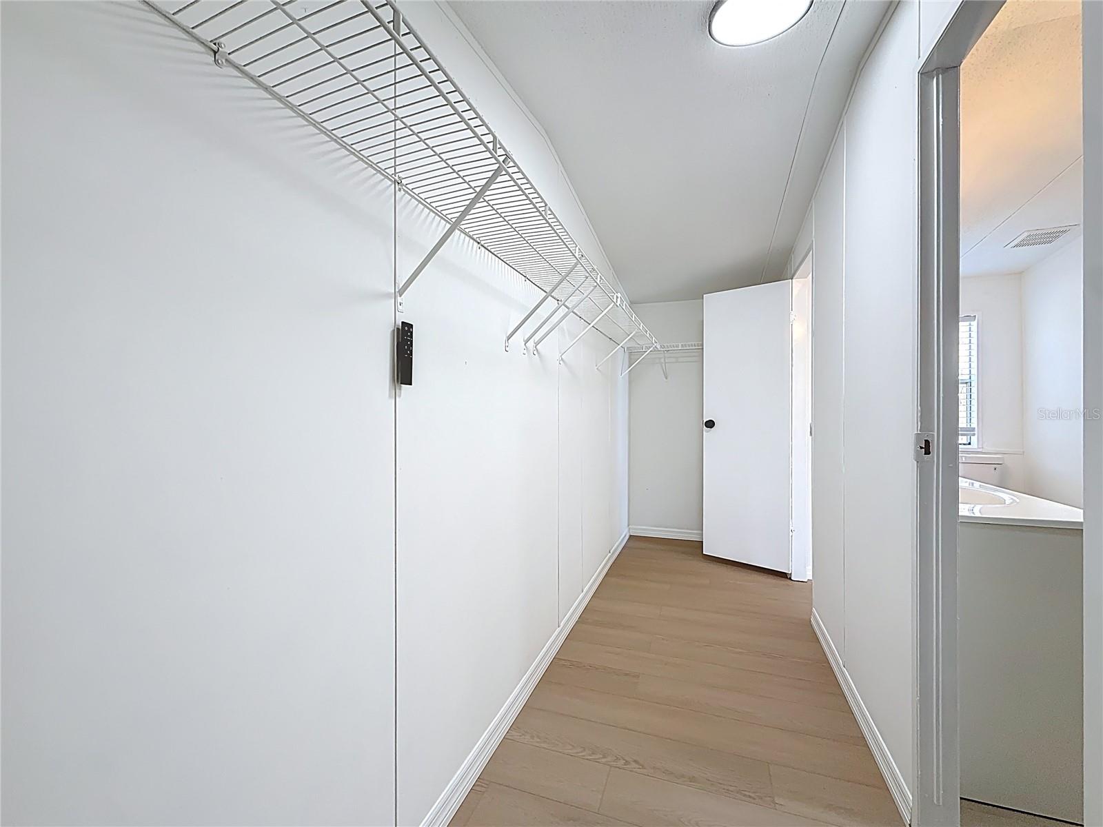 Image 22 of 62 For 9421 Costine Meadows Drive