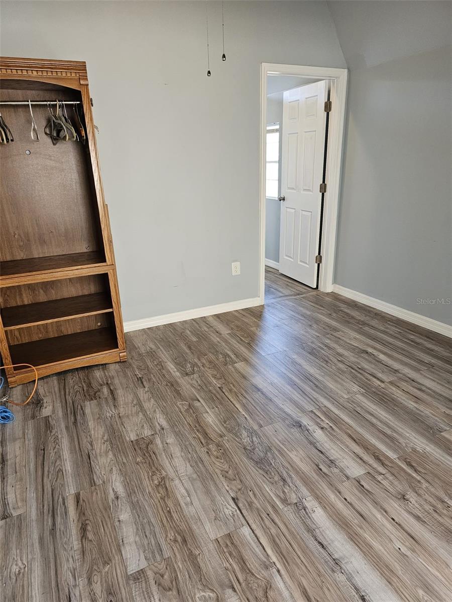 Image 10 of 15 For 20805a Sheldon Street