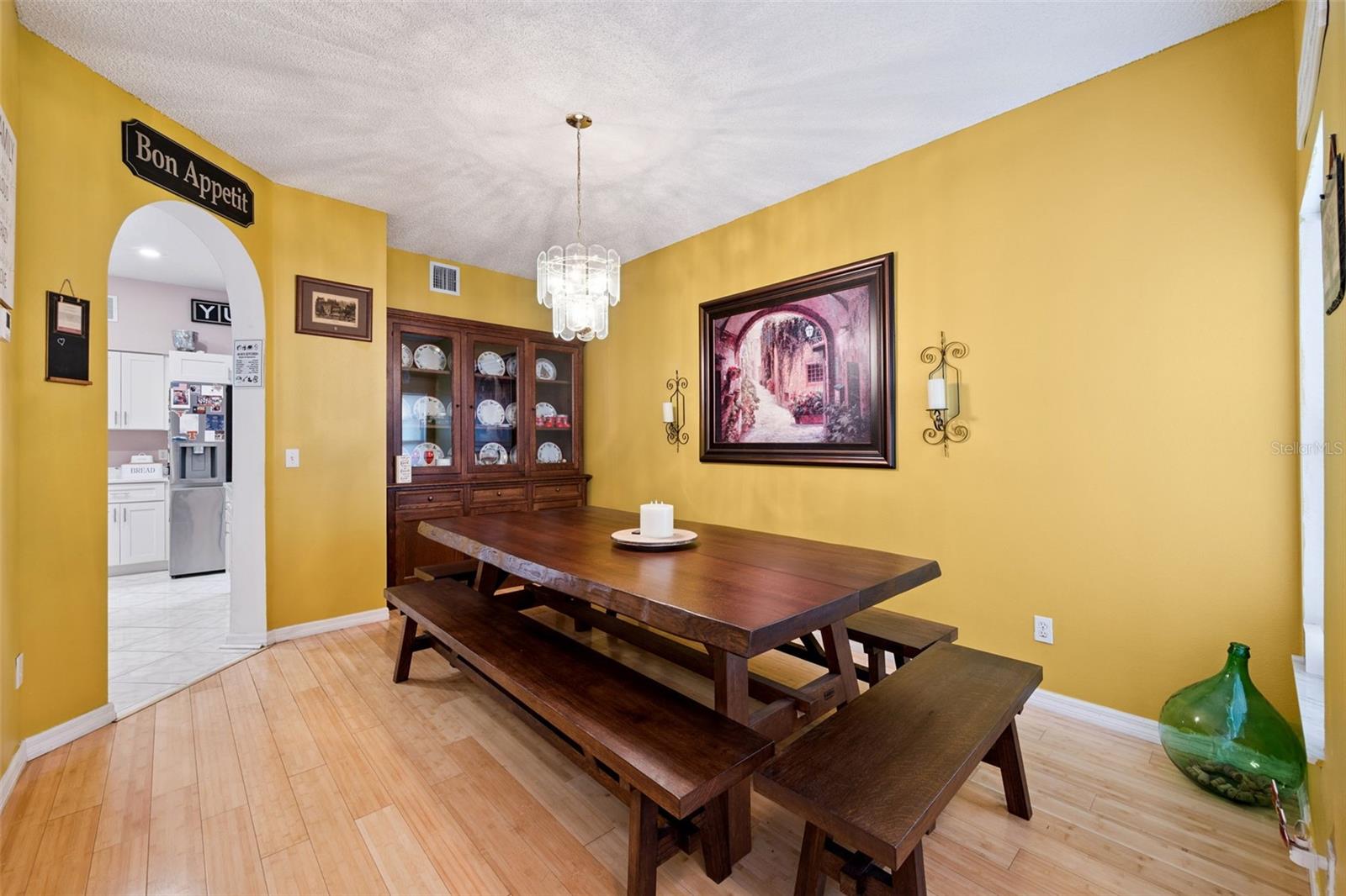 Image 5 of 33 For 1315 Falconwood Court