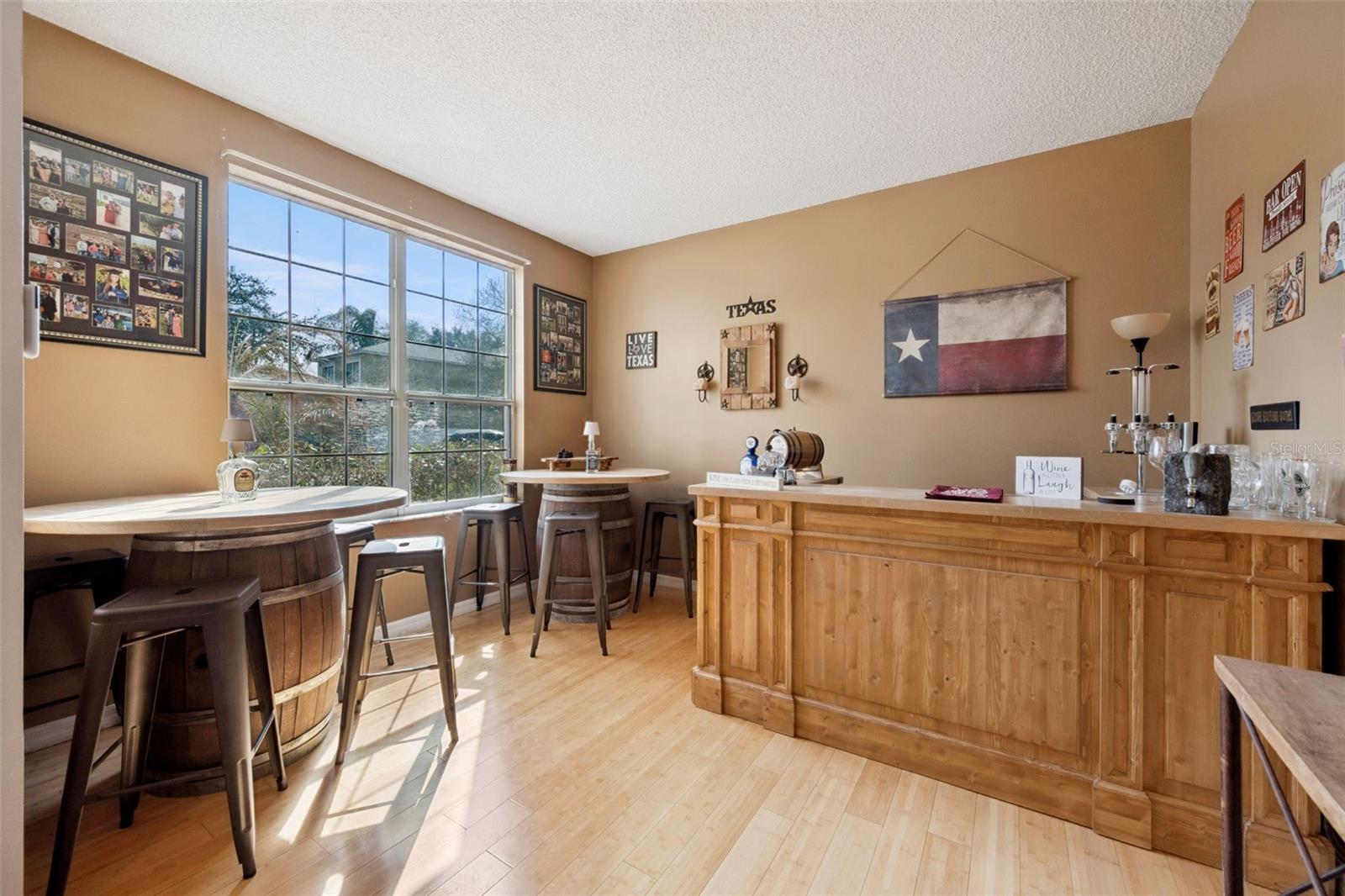 Image 6 of 33 For 1315 Falconwood Court