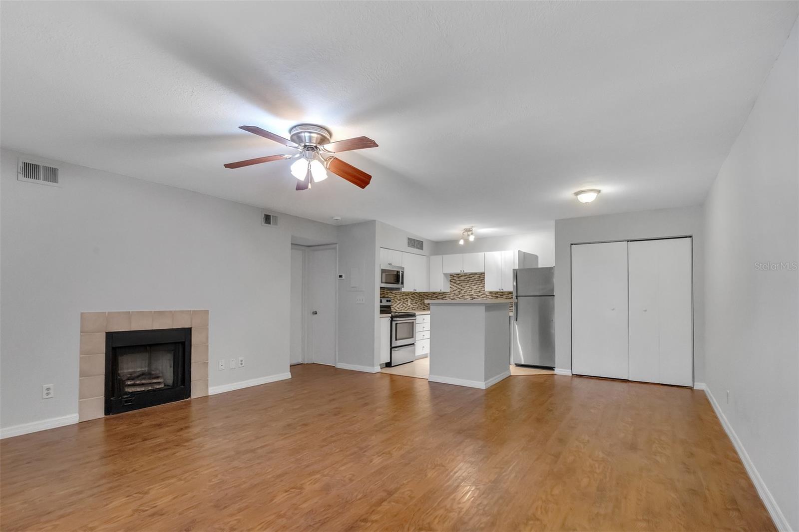 Image 6 of 22 For 485 Forestway Circle 106