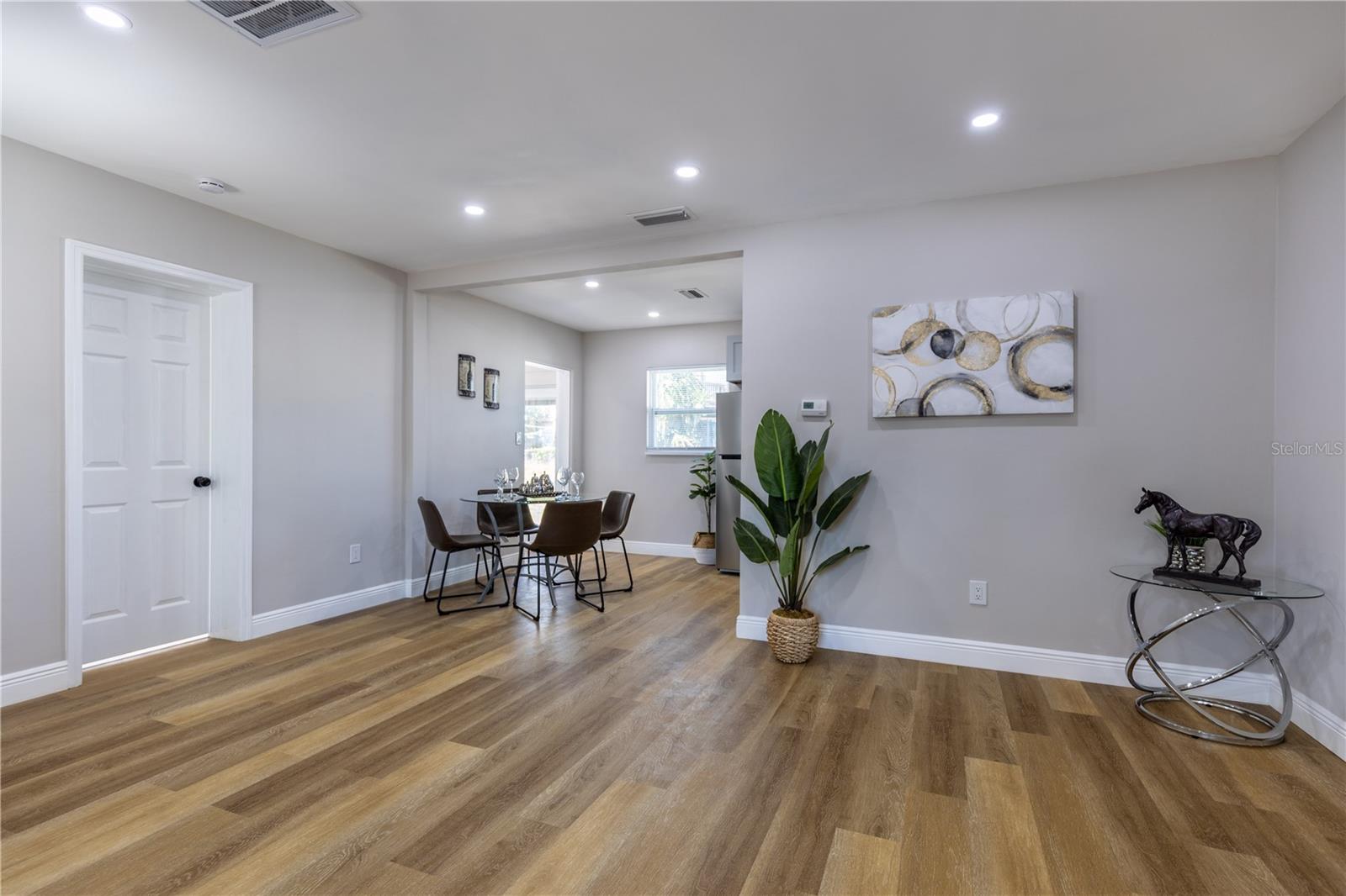 Image 6 of 16 For 307 Legion Place