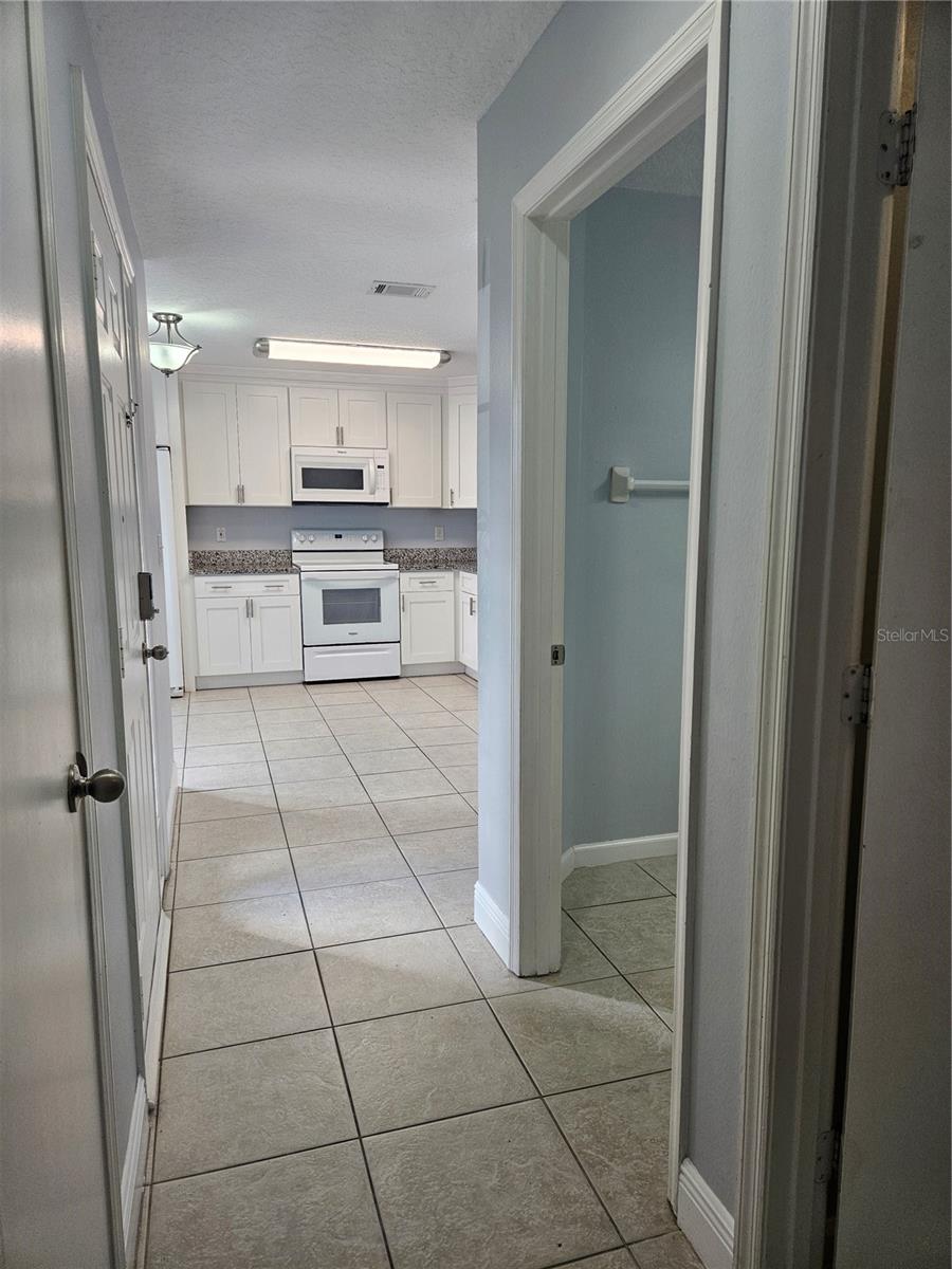 Image 5 of 41 For 2321 Water View Loop