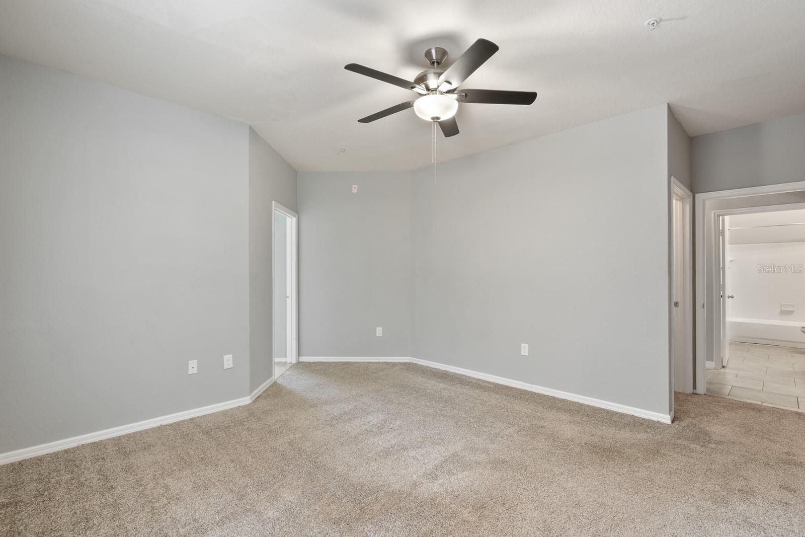 Image 15 of 28 For 132 Vista Verdi Circle 136