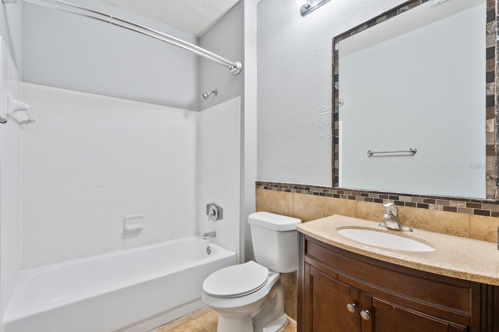 Image 21 of 28 For 132 Vista Verdi Circle 136