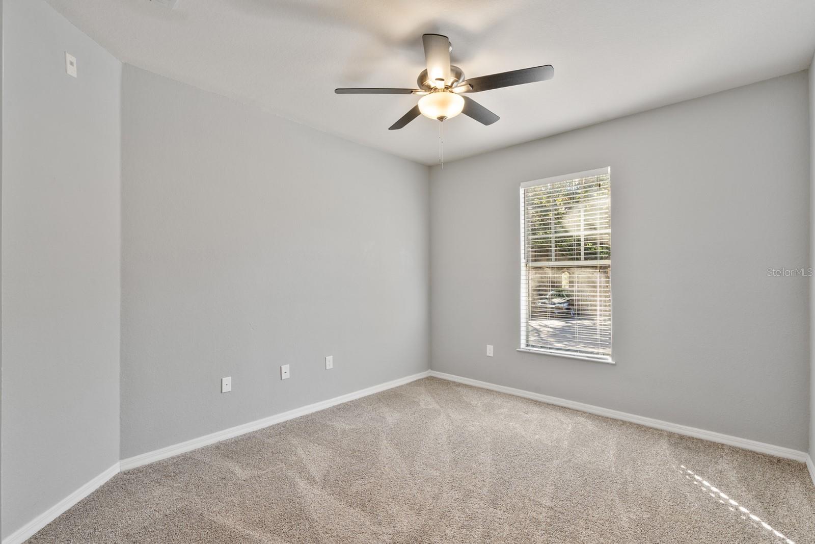 Image 22 of 28 For 132 Vista Verdi Circle 136