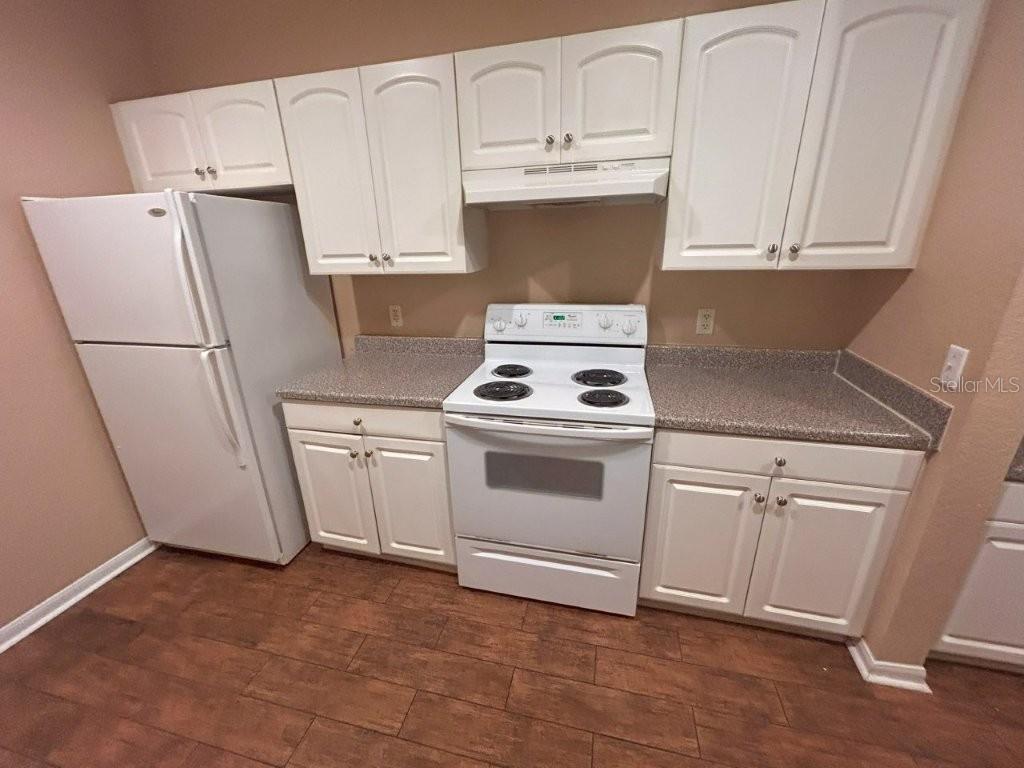 Image 5 of 23 For 860 Orange Avenue 159