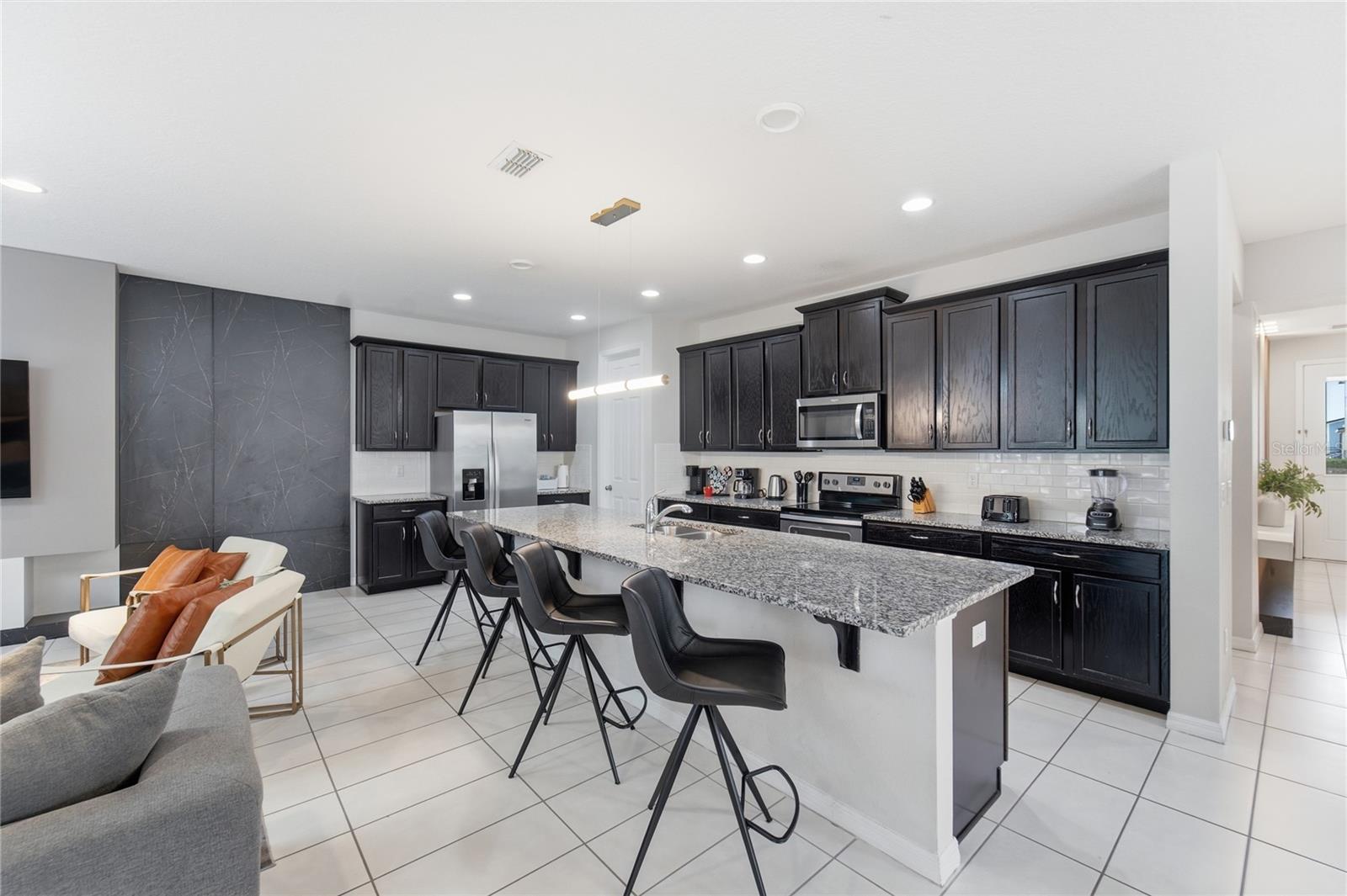 Image 16 of 64 For 1860 Sawyer Palm Place