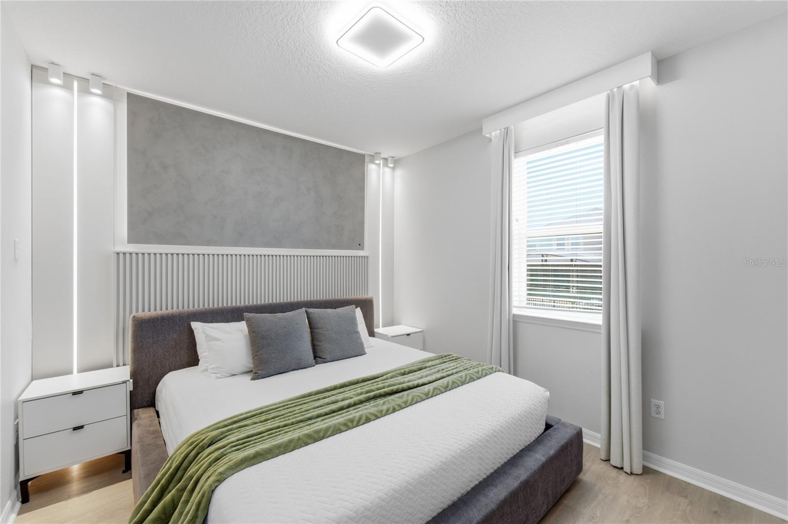 Image 38 of 64 For 1860 Sawyer Palm Place