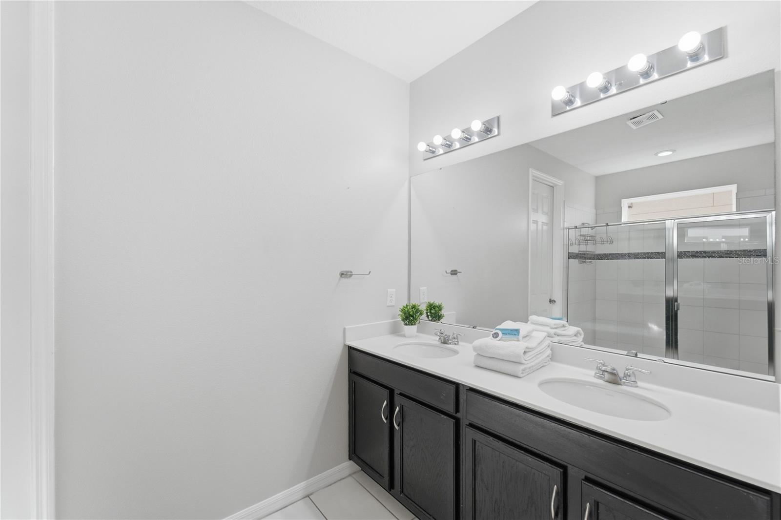 Image 7 of 64 For 1860 Sawyer Palm Place