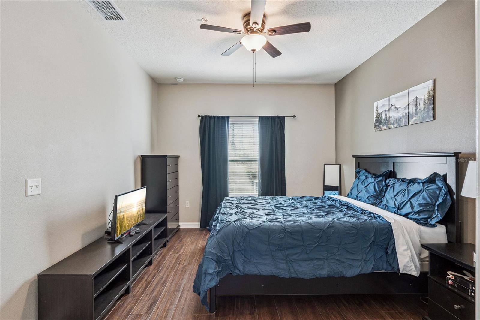 Image 14 of 50 For 3209 Wish Avenue