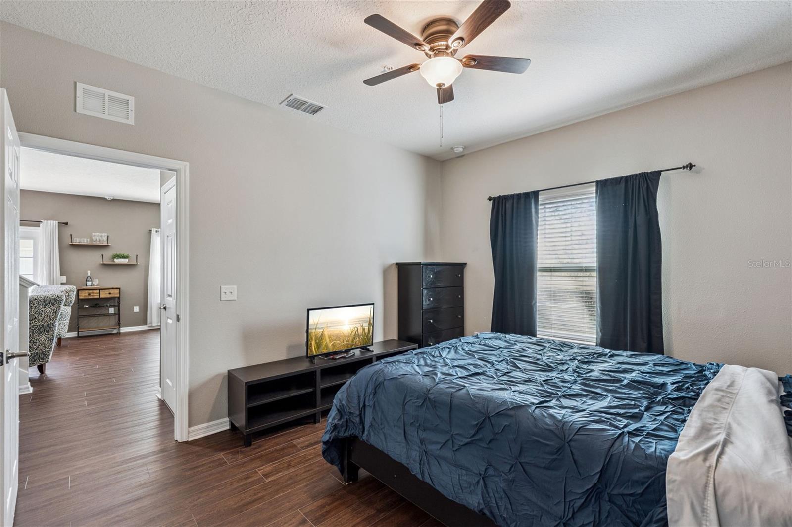 Image 15 of 50 For 3209 Wish Avenue