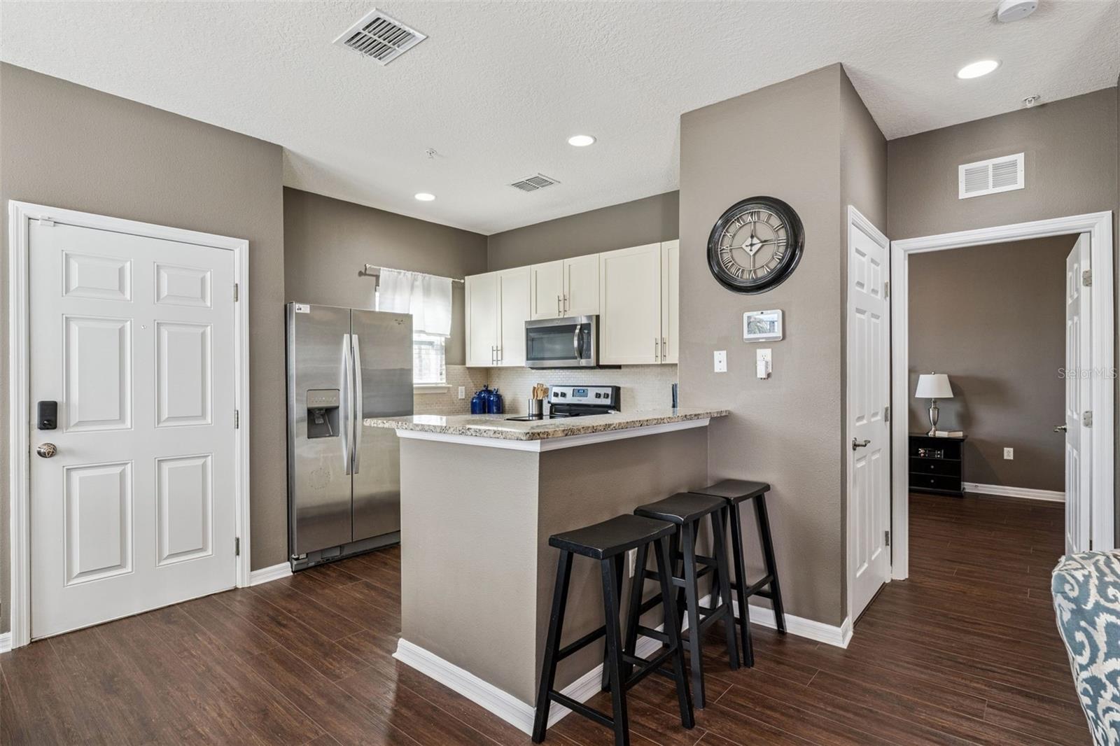 Image 3 of 50 For 3209 Wish Avenue