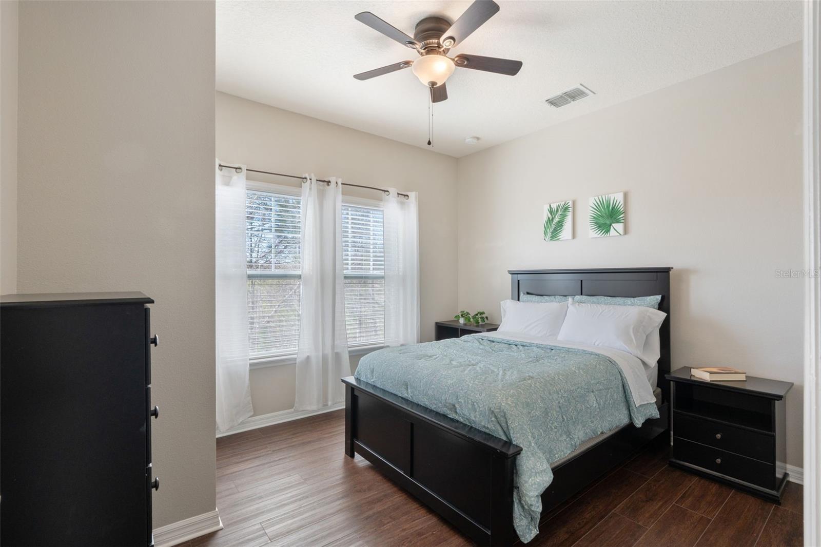 Image 31 of 50 For 3209 Wish Avenue