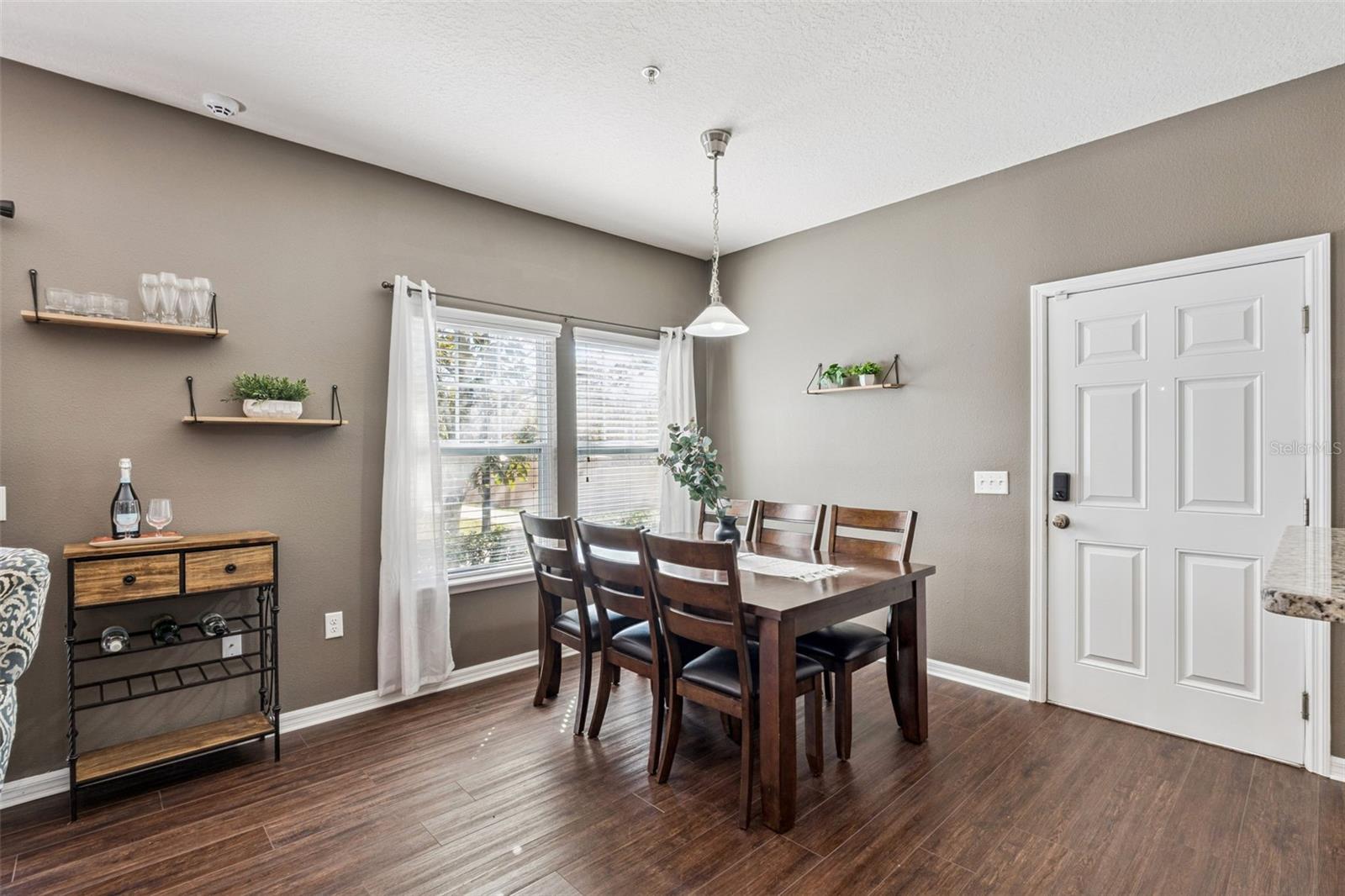 Image 7 of 50 For 3209 Wish Avenue